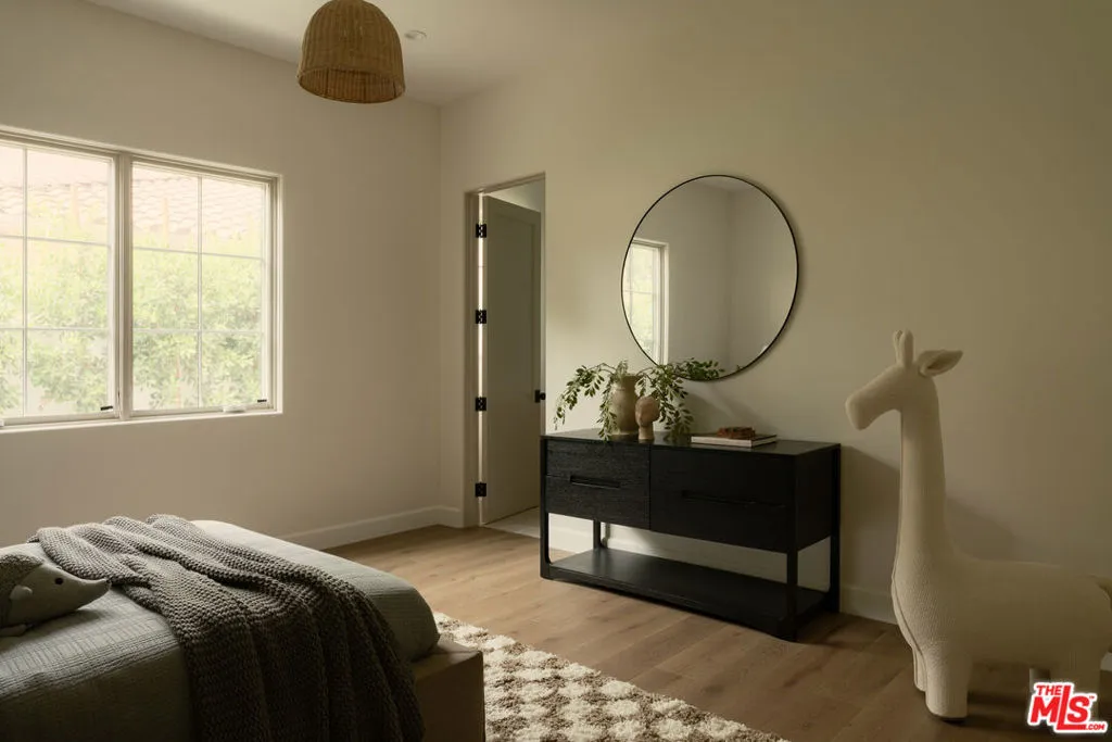 23236 Hatteras Street, Woodland Hills, California 91367 home-pic-28